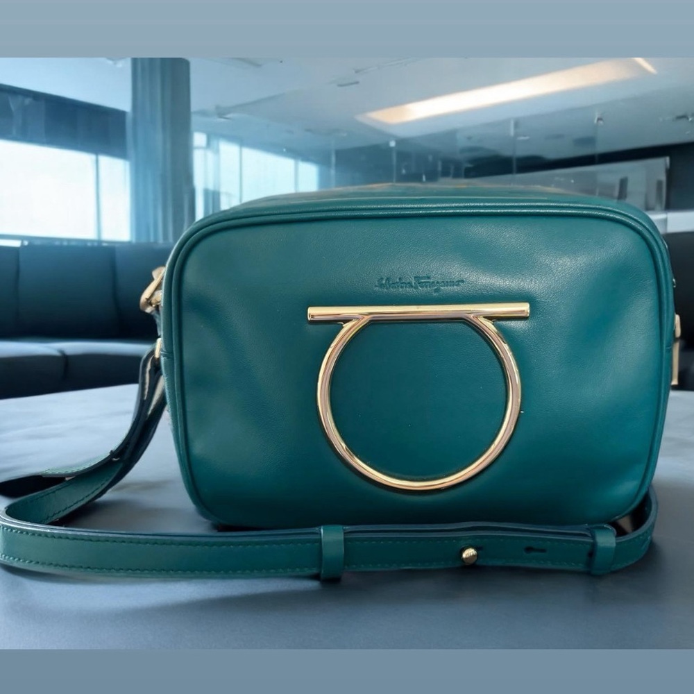 Salvattore Ferragamo crossbody bag